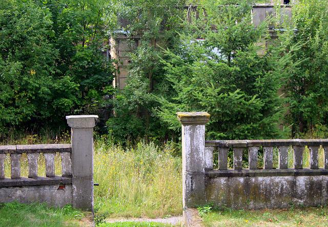 betonový plot